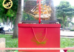 Thuyền buồm mạ vàng 24k 50cm