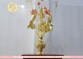 BÌnh hoa sen bằng đồng