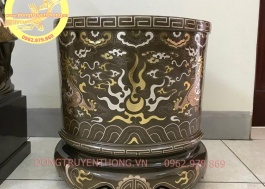 Bát hương bằng đồng