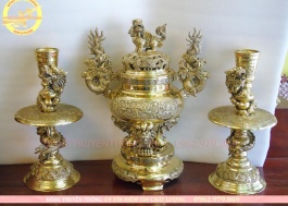 Bộ đỉnh tam sự