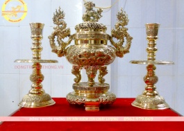 Bộ tam sự bằng đồng vĩnh tiến