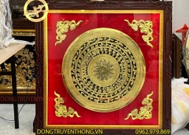 Lắp đặt tranh mặt trống đồng 1m