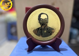 Đĩa lưu niệm bác Hồ 16cm