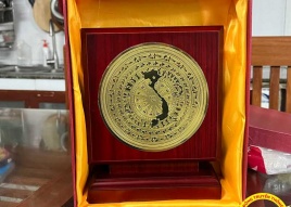 Đĩa lưu niệm trống đồng mặt 14cm