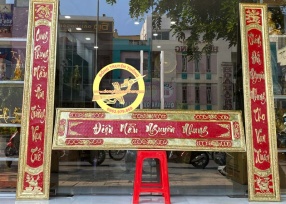 Bảng điện thờ bằng đồng