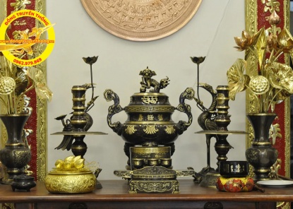 Hướng dẫn cách sắp xếp bộ đỉnh đồng trên bàn thờ chuẩn nhất