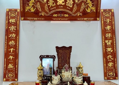 Tổng hợp các mẫu câu đối bàn thờ gia tiên hay và ý nghĩa