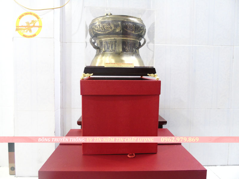 Trống đồng đóng hộp cao cấp
