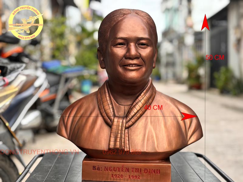 địa chỉ xưởng đúc tượng nguyễn thị định xưởng đúc tượng đồng truyền thần uy tín